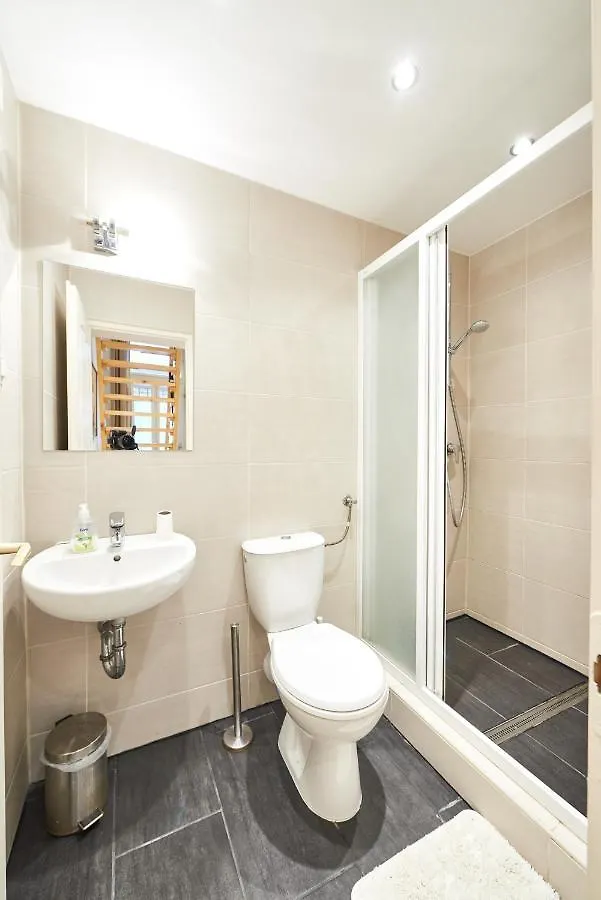 Large Apartment For Groups City Center Dist. VII 부다페스트