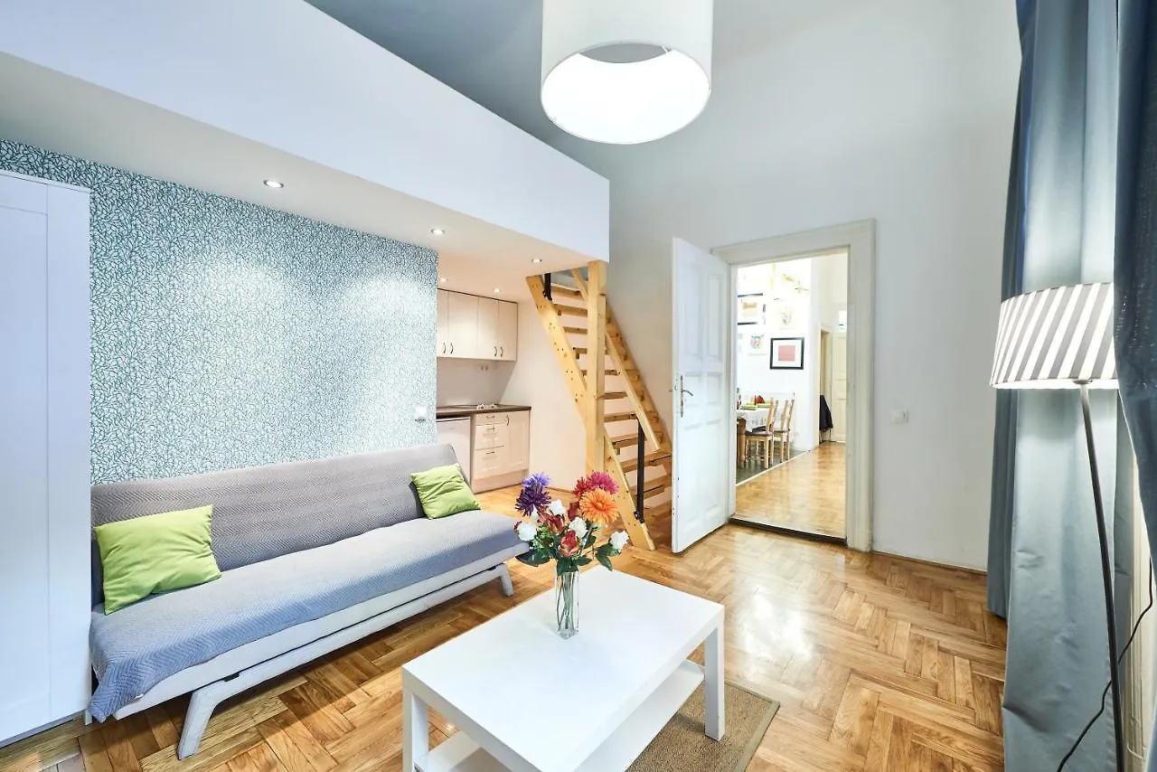 Large Apartment For Groups City Center Dist. VII 부다페스트