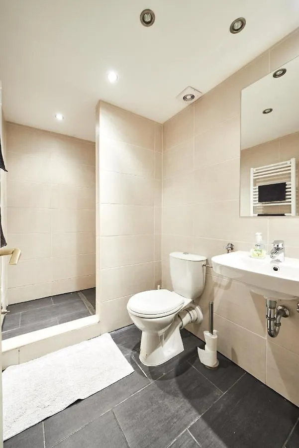 Large Apartment For Groups City Center Dist. VII 부다페스트