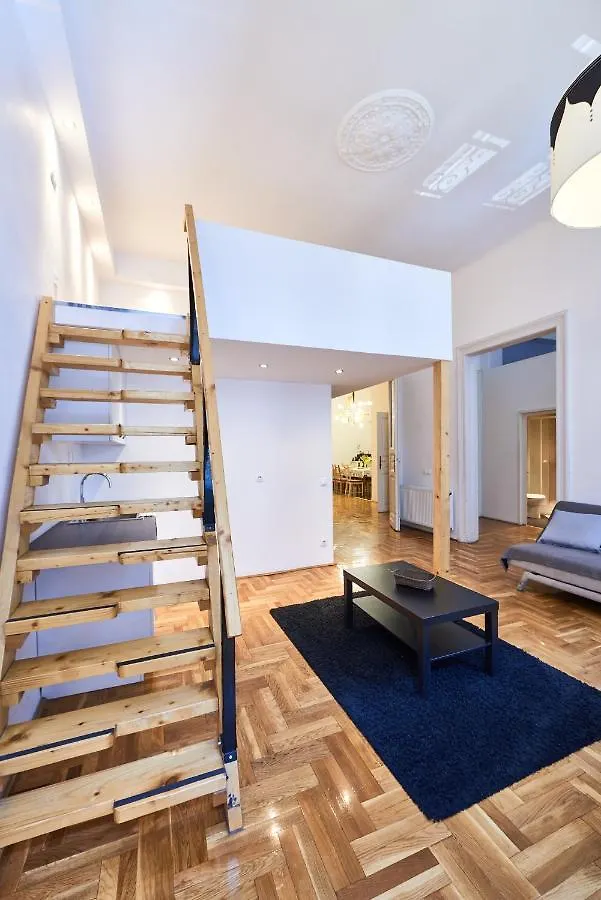 Large Apartment For Groups City Center Dist. VII 부다페스트