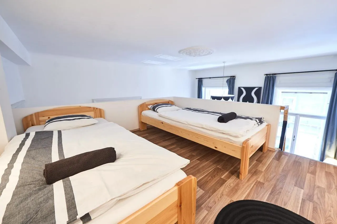 Large Apartment For Groups City Center Dist. VII 부다페스트 헝가리
